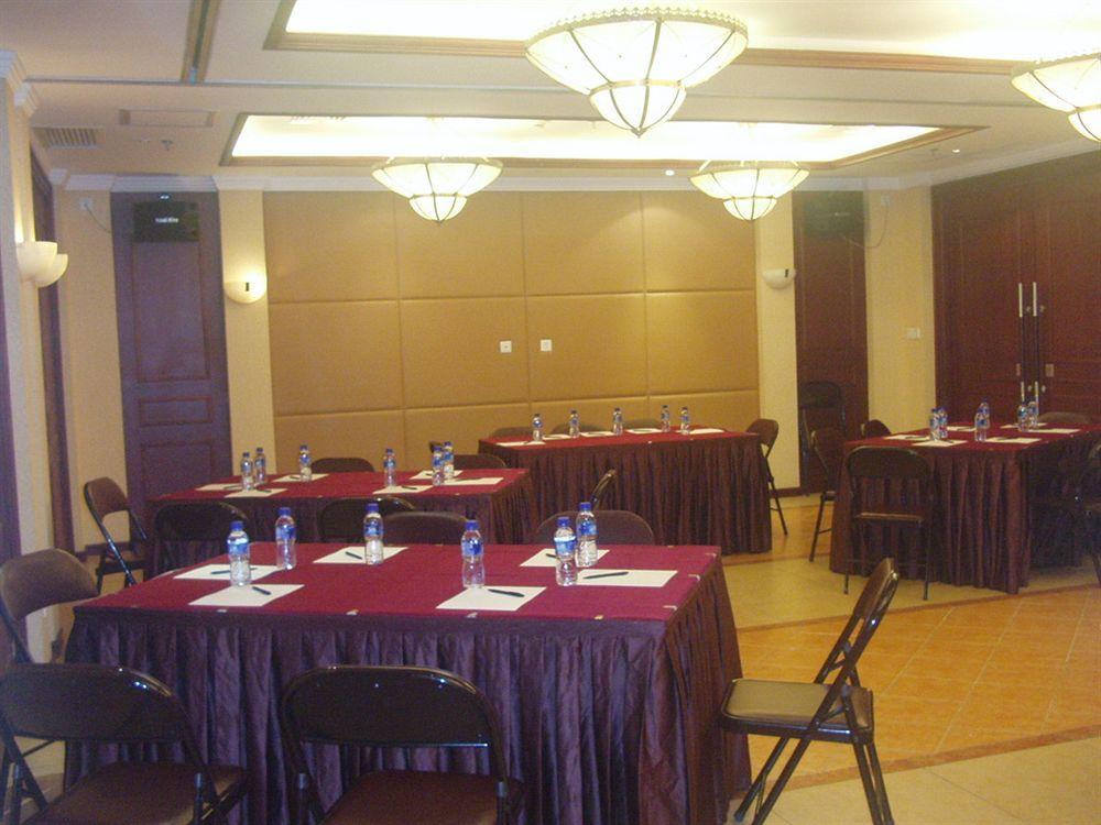 Hanting Hotel Shanghai Caohejing Yishan Road Екстер'єр фото
