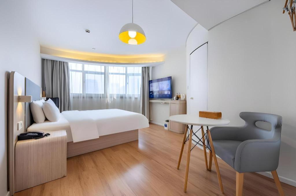 Hanting Hotel Shanghai Caohejing Yishan Road Екстер'єр фото
