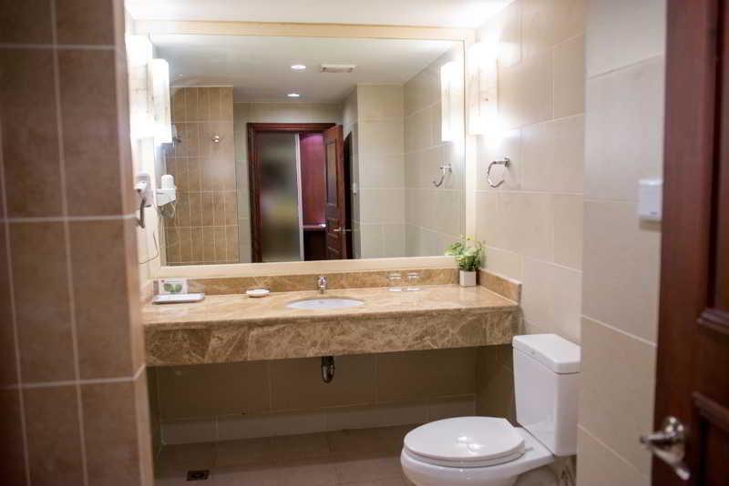 Hanting Hotel Shanghai Caohejing Yishan Road Екстер'єр фото
