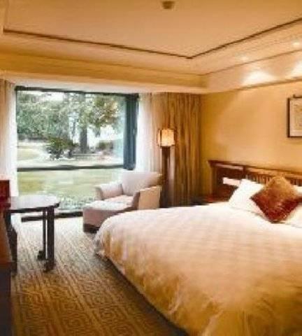 Hanting Hotel Shanghai Caohejing Yishan Road Екстер'єр фото